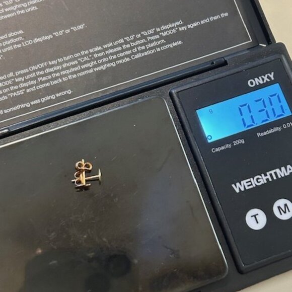 14K GOLD Double Flat Heart Studd EARRINGS - Picture 7 of 9